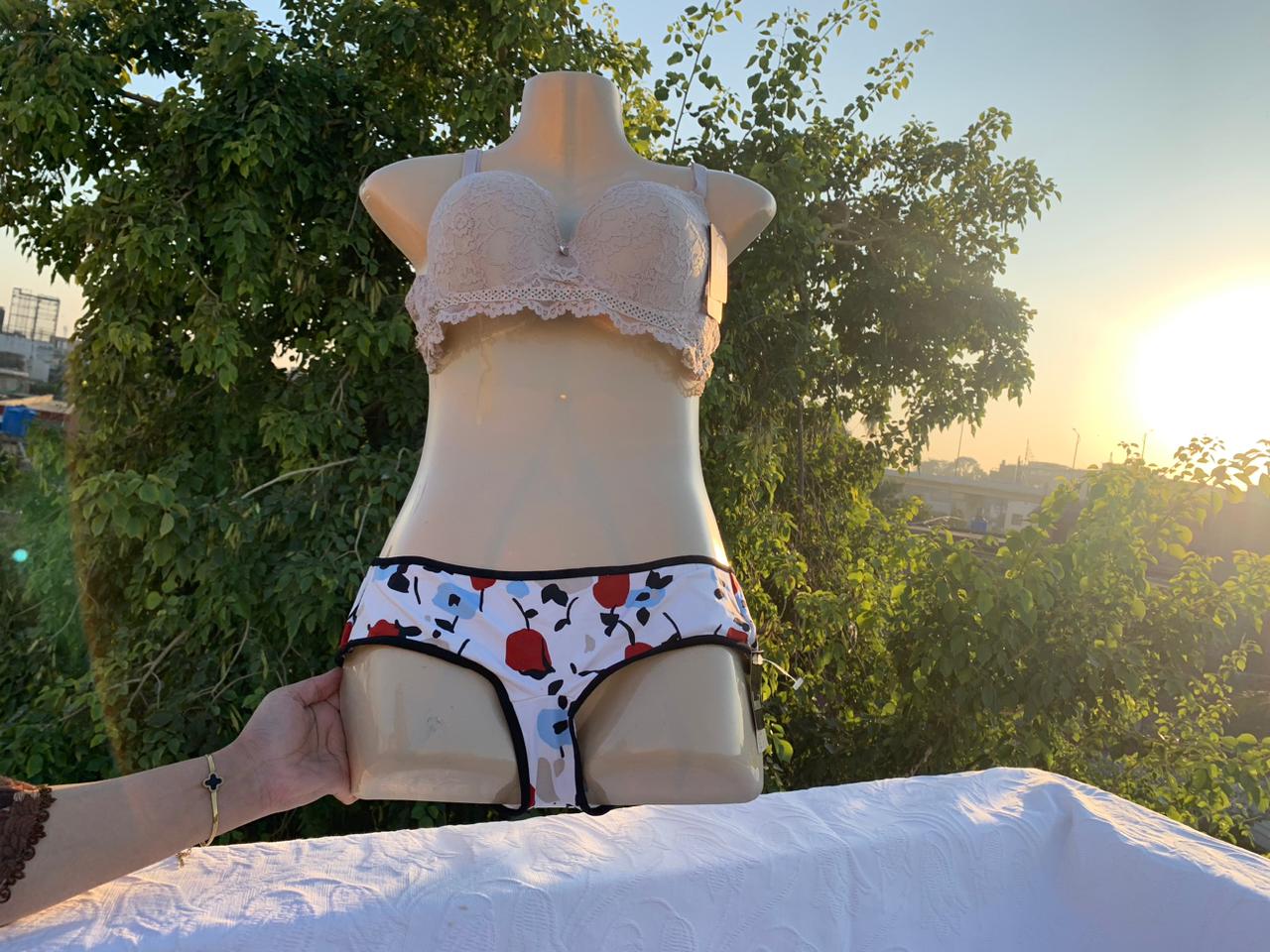 Women’s Floral Printed Comfort Panty – Soft Stretch Fabric