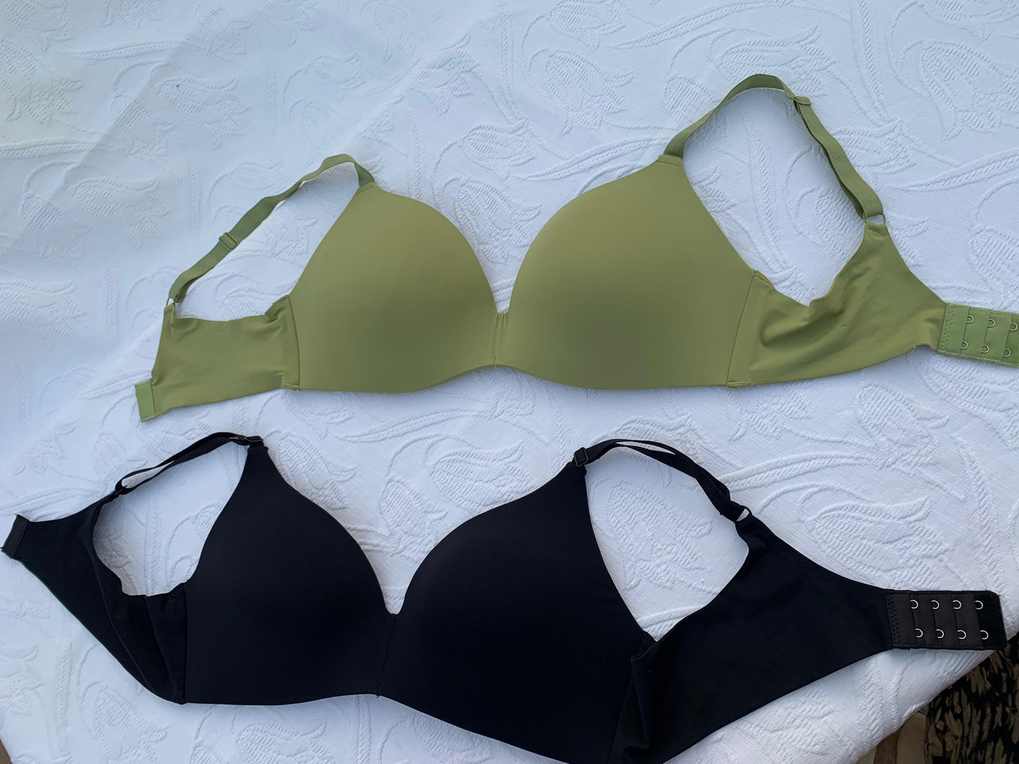 Imported High-Quality Seamless Push-Up Bra – Olive Green / Black / Blue Net Design+ FREE GIFT