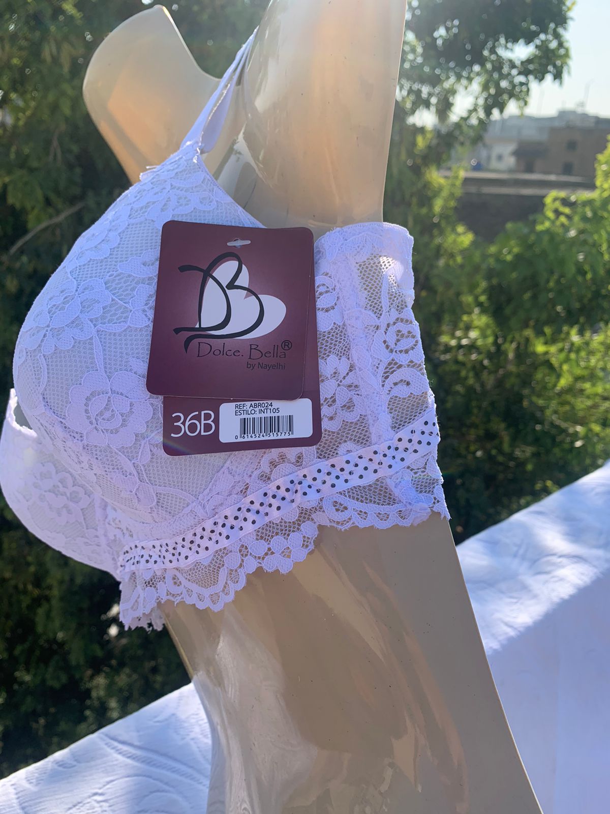 Imported Luxury Lace Push-Up Bra – Amazon Quality (White / Blue / Black / Nude / Skin / Pink / Midnight Blue)+ FREE GIFT