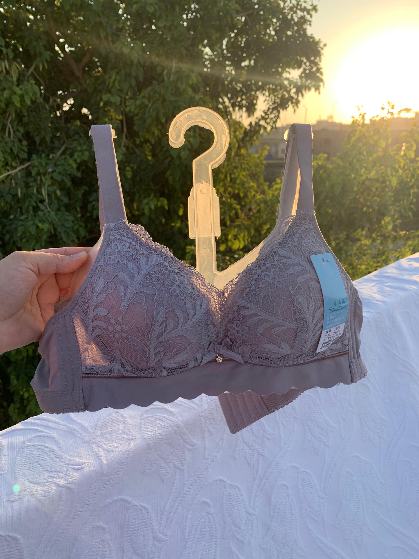 Imported Amazon-Brand Lace Bra – Premium Quality (Grey / Black / Peach)+ FREE GIFT